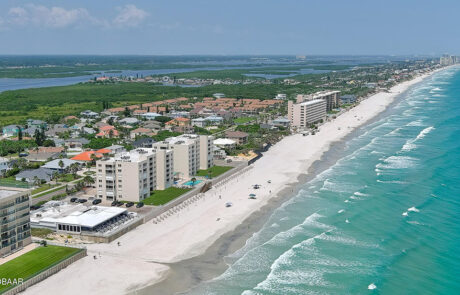 7060 East winds Condo