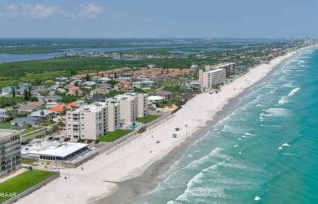 5030 East winds Condo